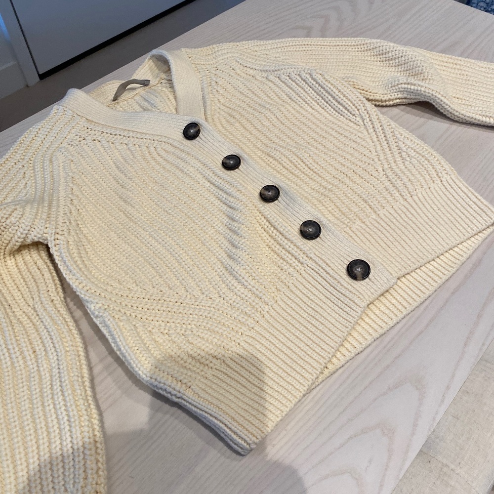 Everlane cardigan